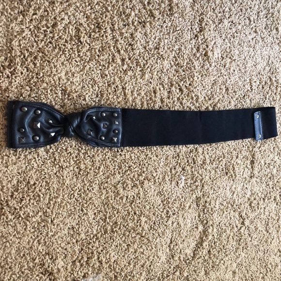 Belt - Picture 3 of 4